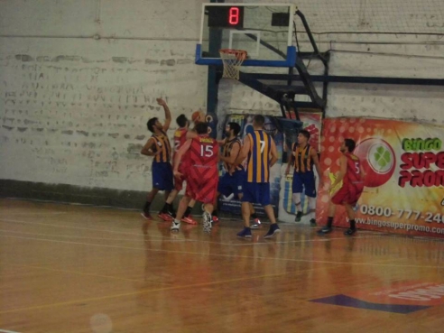 BASQUET IAC: INDEPENDIENTE JUGÓ UN PARTIDO CASI PERFECTO ANTE CENTENARIO