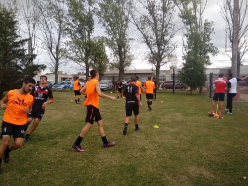 FUTBOL IAC: INDEPENDIENTE VS CHAÑARENSE