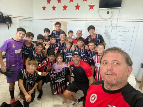 FÚTBOL INFANTIL: PASÓ EL VILLERO Y HUBO VIAJE AL GIGANTE – 19/04/25