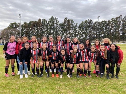 FÚTBOL FEMENINO IAC: CAÍDA EN EL PRIMER JUEGO – 02/06/24