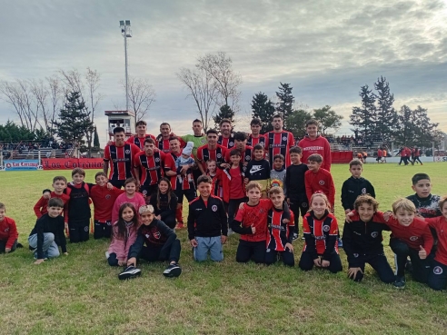 FÚTBOL MAYOR: UN BUEN PRIMER PASO – 08/06/25